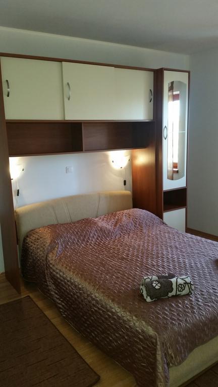 Apartments Dano Sukošan Habitación foto