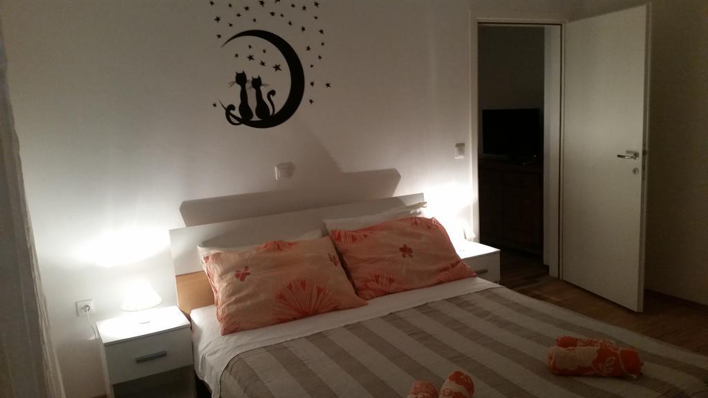 Apartments Dano Sukošan Habitación foto